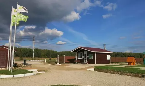 Участок в Калужская область, Совхоз Боровский с/пос, д. Комлево ул. ...