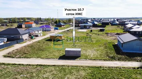 Участок в Ленинградская область, Гатчинский муниципальный округ, д. ...