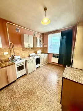 Продается комната в 4-комнатной квартире