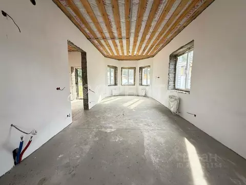 Дом в Тюменская область, Тюменский район, д. Зубарева Центральная ул. ...