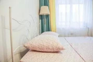 1-к кв. Волгоградская область, Волгоград ул. 8-й Воздушной Армии, 5 ...