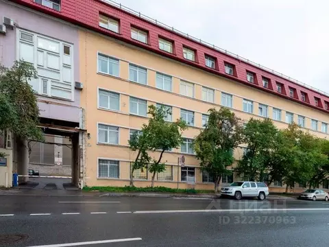 Склад в Санкт-Петербург Уральская ул., 19к8 (73 м)
