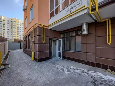 Помещение свободного назначения в Крым, Симферополь ул. Батурина (76 ...