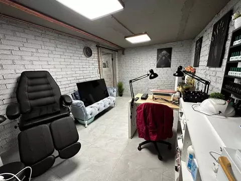 Помещение свободного назначения в Москва ул. Марии Ульяновой, 3К2 (224 ...