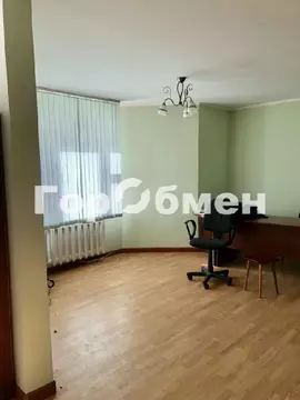 Продается 2-комнатная квартира