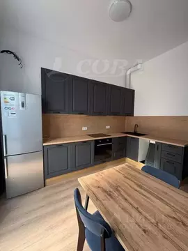 1-к кв. Тюменская область, Тюмень ул. Сергея Свиридова, 9 (45.0 м)