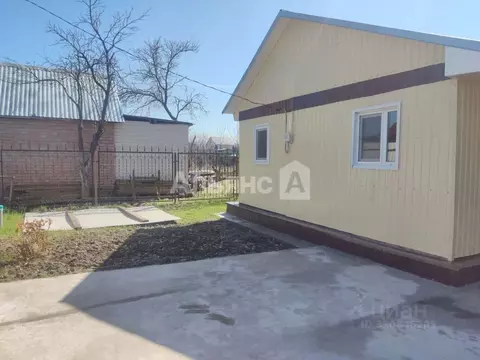 Дом в Ростовская область, Волгодонск ул. 2-я Бетонная (64 м)
