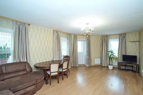 2-к кв. Ярославская область, Ярославль ул. Труфанова, 28а (84.7 м)