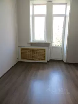 Офис в Астраханская область, Астрахань Бахтемирская ул., 5 (16 м)