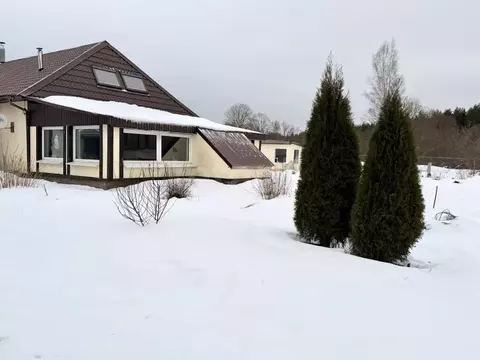 Дом в Ленинградская область, Киришский район, Пчевское с/пос, д. ...