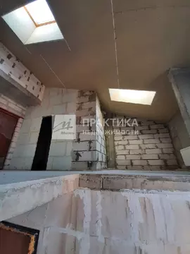 Продается 2-комнатная квартира