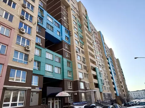 Квартира, 3 комнаты, 100 м