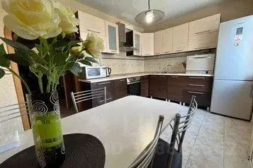 1-к кв. Нижегородская область, Нижний Новгород ул. Александра Хохлова, ...