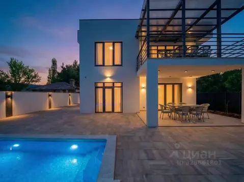 Дом в Краснодарский край, Геленджик проезд Алфеева, 18А (150 м)