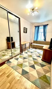 Комната Санкт-Петербург Кадетская линия, 17 (13.0 м)