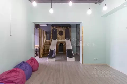 Помещение свободного назначения в Тюменская область, Тюмень ул. ...