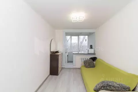 Студия Тюменская область, Тюмень ул. Республики, 243 (15.0 м)