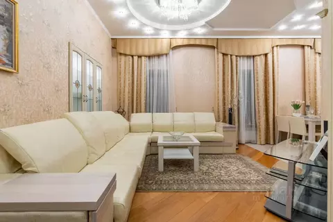 1-к кв. Санкт-Петербург Итальянская ул., 1 (67.8 м)