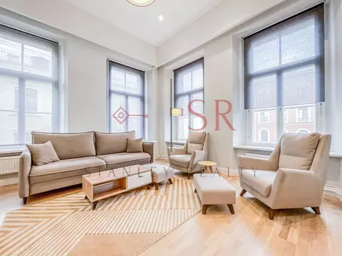 4-к кв. Санкт-Петербург Малая Конюшенная ул., 1-3 (127.0 м)