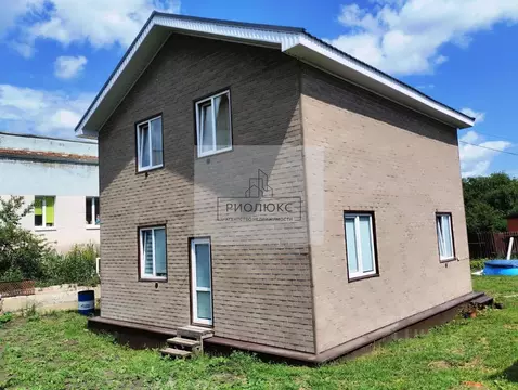 Дом в Челябинская область, Магнитогорск пос. Старая Магнитка, ул. ...