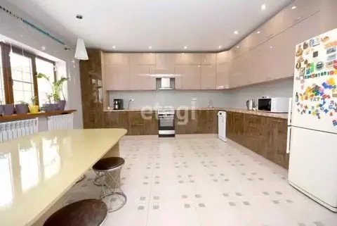 Дом в Саха (Якутия), Якутск Птицефабрика мкр, КИЗ ЖСК Туймаада кв-л,  ...