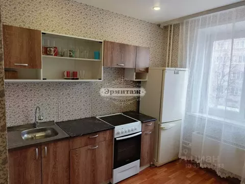 1-к кв. Курганская область, Курган Заозерный жилрайон, 1-й мкр, ул. ...