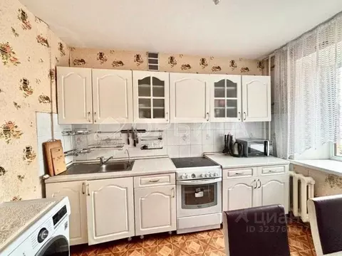 4-к кв. Тюменская область, Тюмень Сосьвинская ул., 47 (72.4 м)