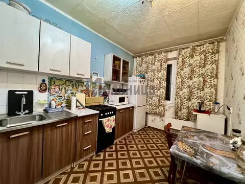 2-к кв. Волгоградская область, Волгоград ул. Елисеева, 17 (50.8 м)