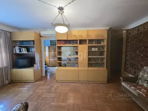 3-к кв. Краснодарский край, Краснодар ул. Имени Калинина, 74А (54.9 м)