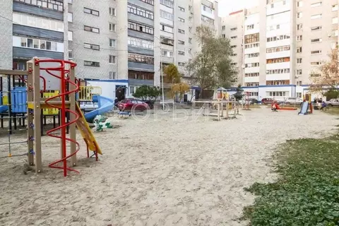 3-к кв. Тюменская область, Тюмень Профсоюзная ул., 17 (58.2 м)