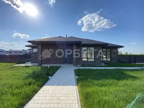 Дом в Тюменская область, Тюменский район, 27/72 кп ул. Жемчужная (131 ...