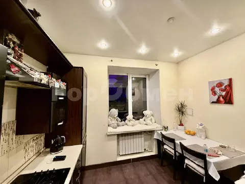 Продается 2-комнатная квартира