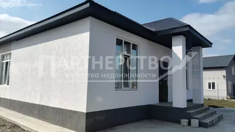 Дом в посёлок городского типа Ильский, Родниковая улица (90 м)