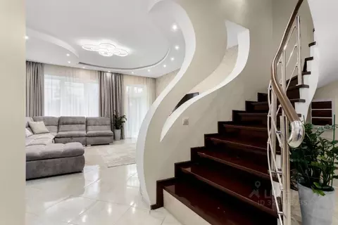 Таунхаус в Санкт-Петербург пос. Парголово, 2-й пер. (182 м)