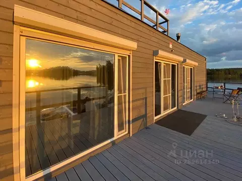 Дом в Карелия, Лахденпохский муниципальный округ, Рукола тер.  (90 м)