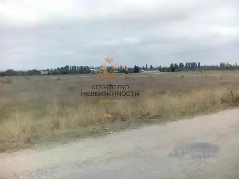 Участок в Крым, Кировский район, с. Золотое Поле ул. Тагакова, 1 (10.0 ...