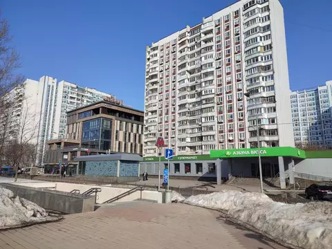 3-к кв. Москва Осенний бул., 6 (74.0 м)
