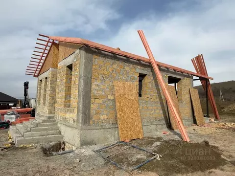 Дом в Крым, Симферопольский район, Добровское с/пос ул. Смоленская (95 ...