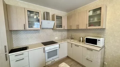 Студия Тюменская область, Тюмень ул. Обдорская, 1 (30.3 м)