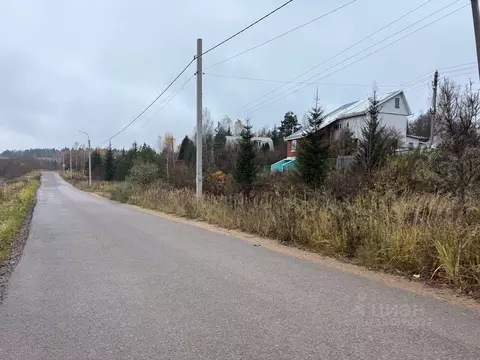 Участок в Московская область, Дмитровский муниципальный округ, д. ...