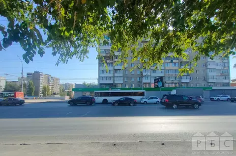Помещение свободного назначения в Саратовская область, Саратов ул. ...