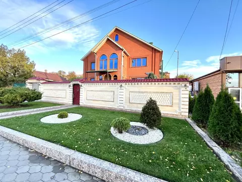 Дом в Краснодарский край, Гулькевичи Красная ул. (513 м)