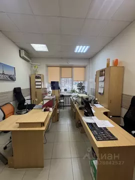 Помещение свободного назначения в Тюменская область, Тюмень ул. 50 лет ...