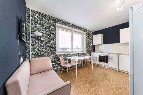 2-к кв. Челябинская область, Челябинск просп. Победы, 392 (61.3 м)