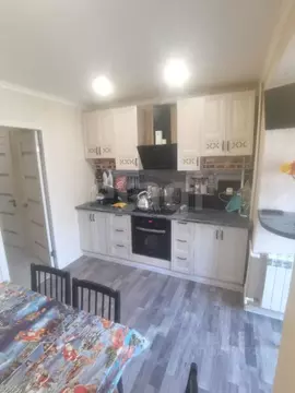 3-к кв. Краснодарский край, Темрюк ул. Шопена (85.0 м)