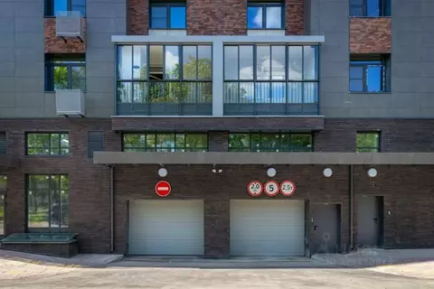 Гараж в Москва 1-й кв-л, 1 (14 м)