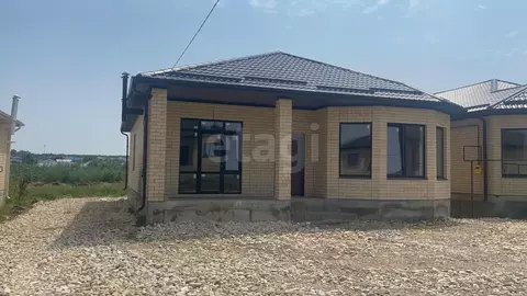 Дом в Ставропольский край, Михайловск Шпаковский район, ул. Михаила ...