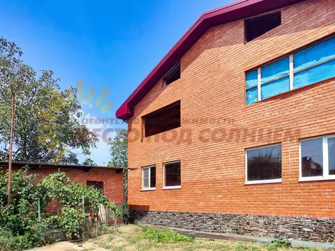 Дом в Краснодарский край, Ейск Повстанческая ул. (280 м)