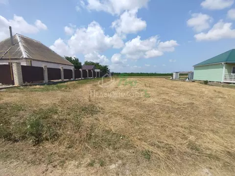 Участок в Краснодарский край, Ейский район, Александровское с/пос, с. ...