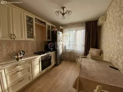 2-комнатная квартира: Воронеж, Тепличная улица, 26/3 (67.9 м)